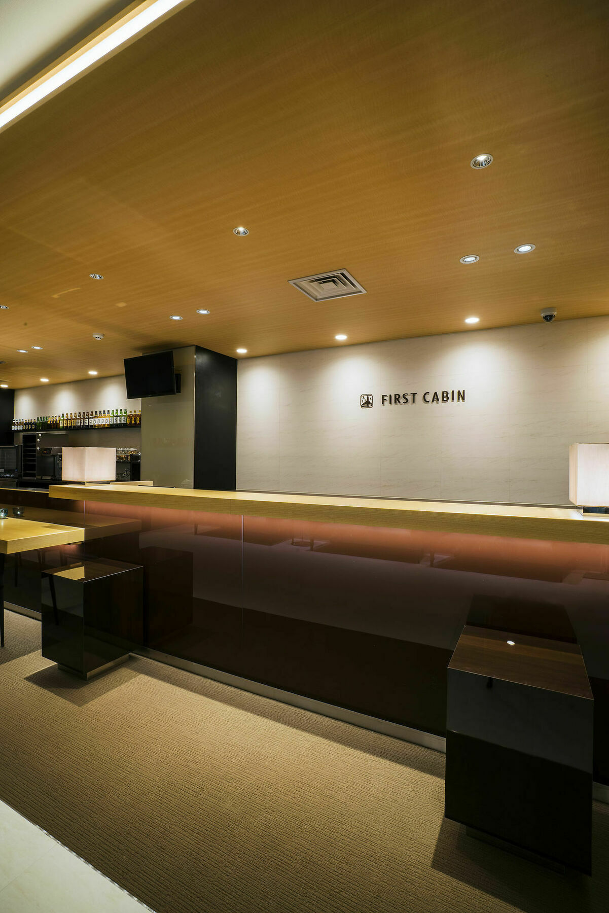 First Cabin Shinbashi Atagoyama *
