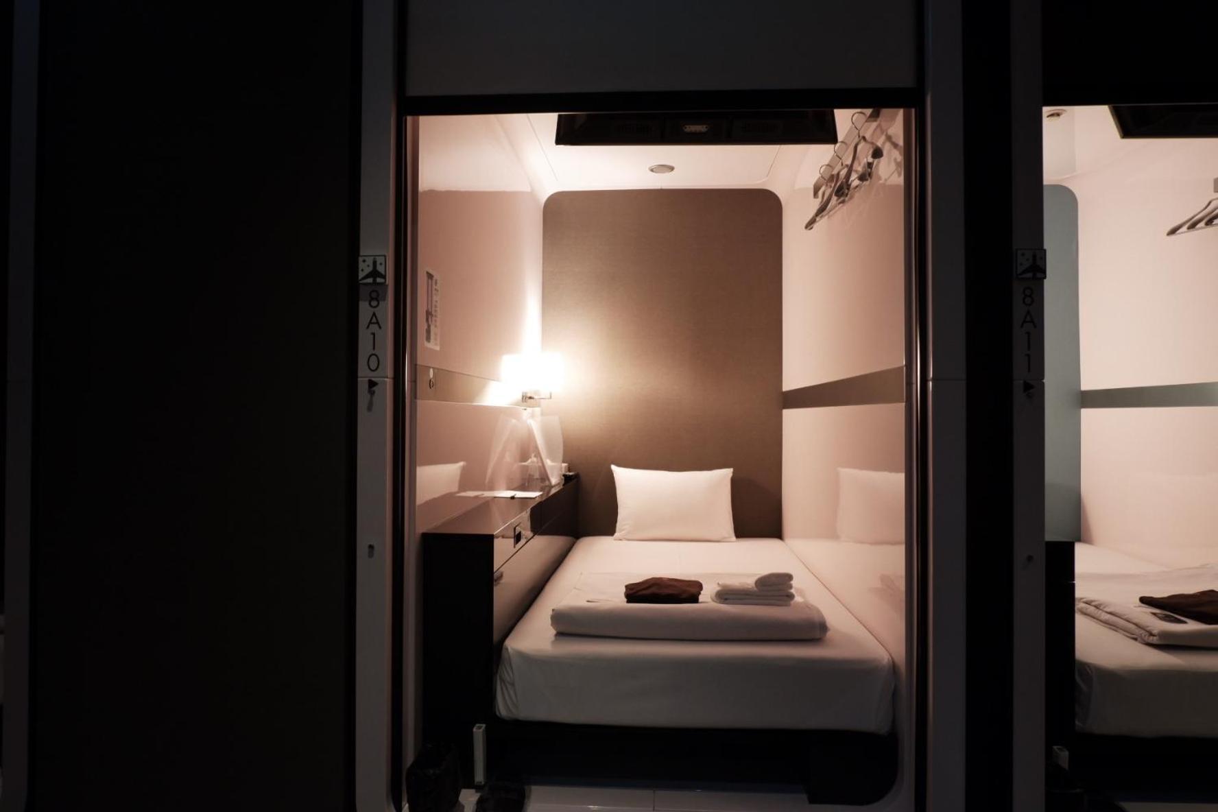 First Shinbashi Atagoyama Capsulehotel Tokio