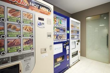 First Shinbashi Atagoyama Capsulehotel