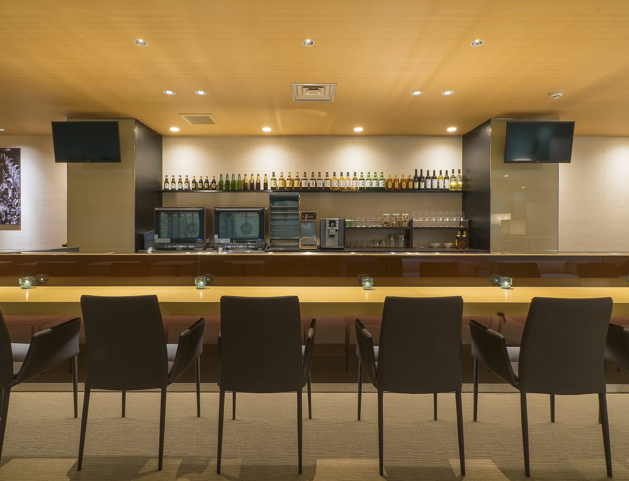 First Shinbashi Atagoyama Capsulehotel Tokio